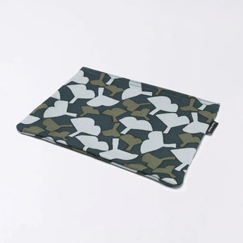 Flat pouch | Ginkgo leaves | Hand-dyed fabric, umbrella cloth, 100% cotton, pouch, made in Japan | For your happiness 【 Fuwa Market Original 】 Fuwa Market