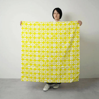 Wind Bath Curtain 100cm | Isa Pattern Pine | Double-sided Dye Yellow / Green | Silk Shantung | Musubi Musubi