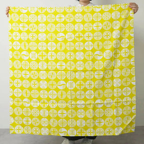 風呂敷 100cm｜伊砂文様 松｜両面染め 黄色 / グレー｜綿シャンタン｜むす美 むす美